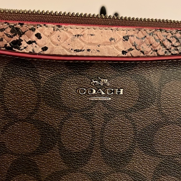 COACH LARGE CLUTCH WRISTLET BROWN - Picture 6 of 9